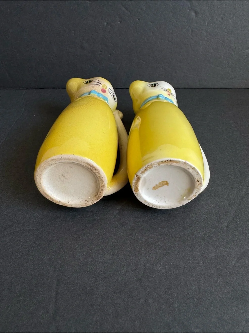Lipper Mann Yellow Cat Cruet Set Oil Vinegar Anthropomorphic Vintage 50s